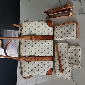 Dooney & Bourke purse set